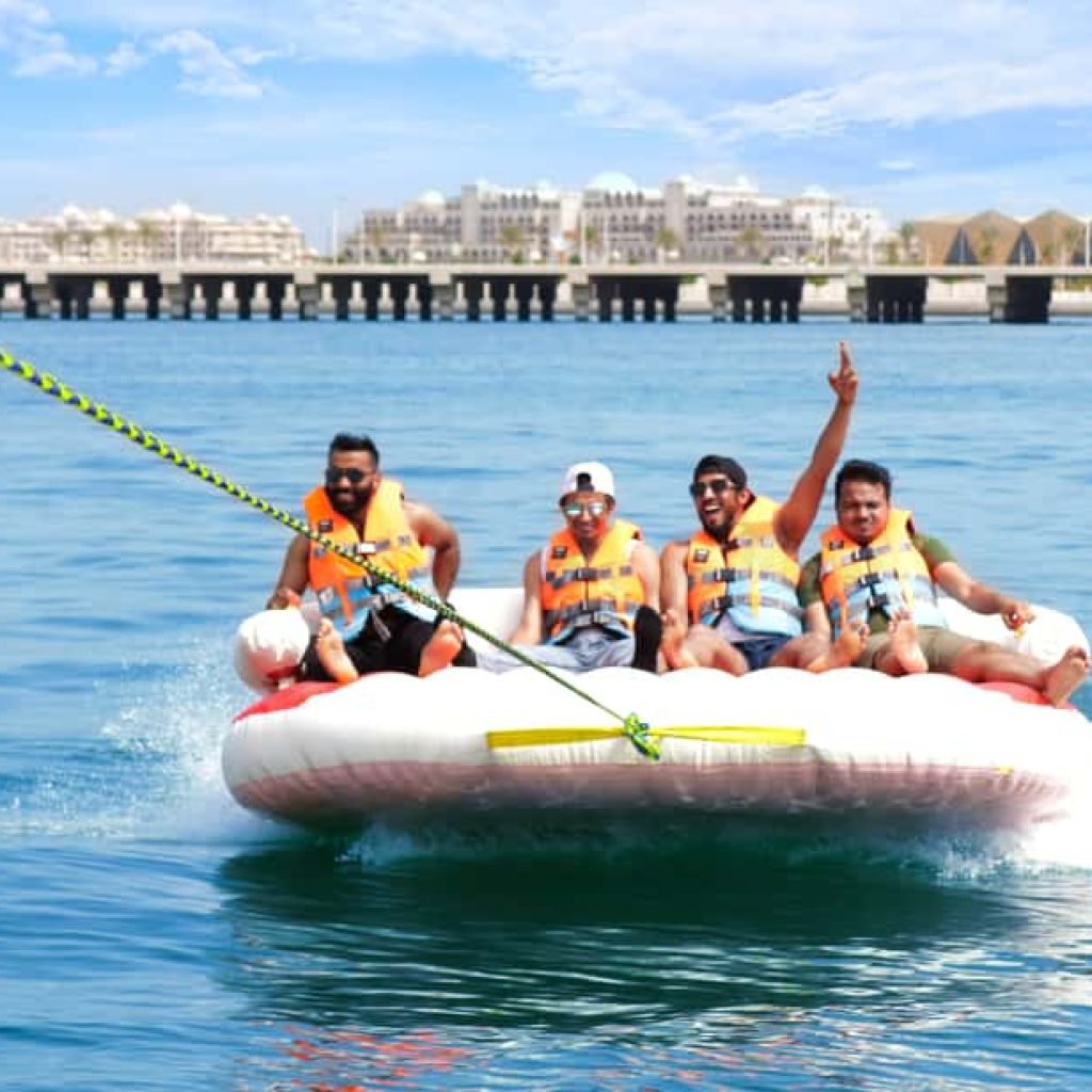 Donut Boat Dubai