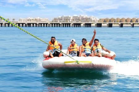 Donut Boat Dubai